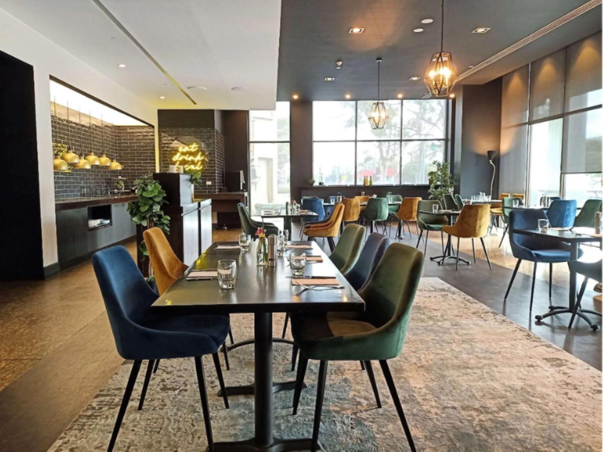 Novotel Melbourne Glen Waverley Extérieur photo