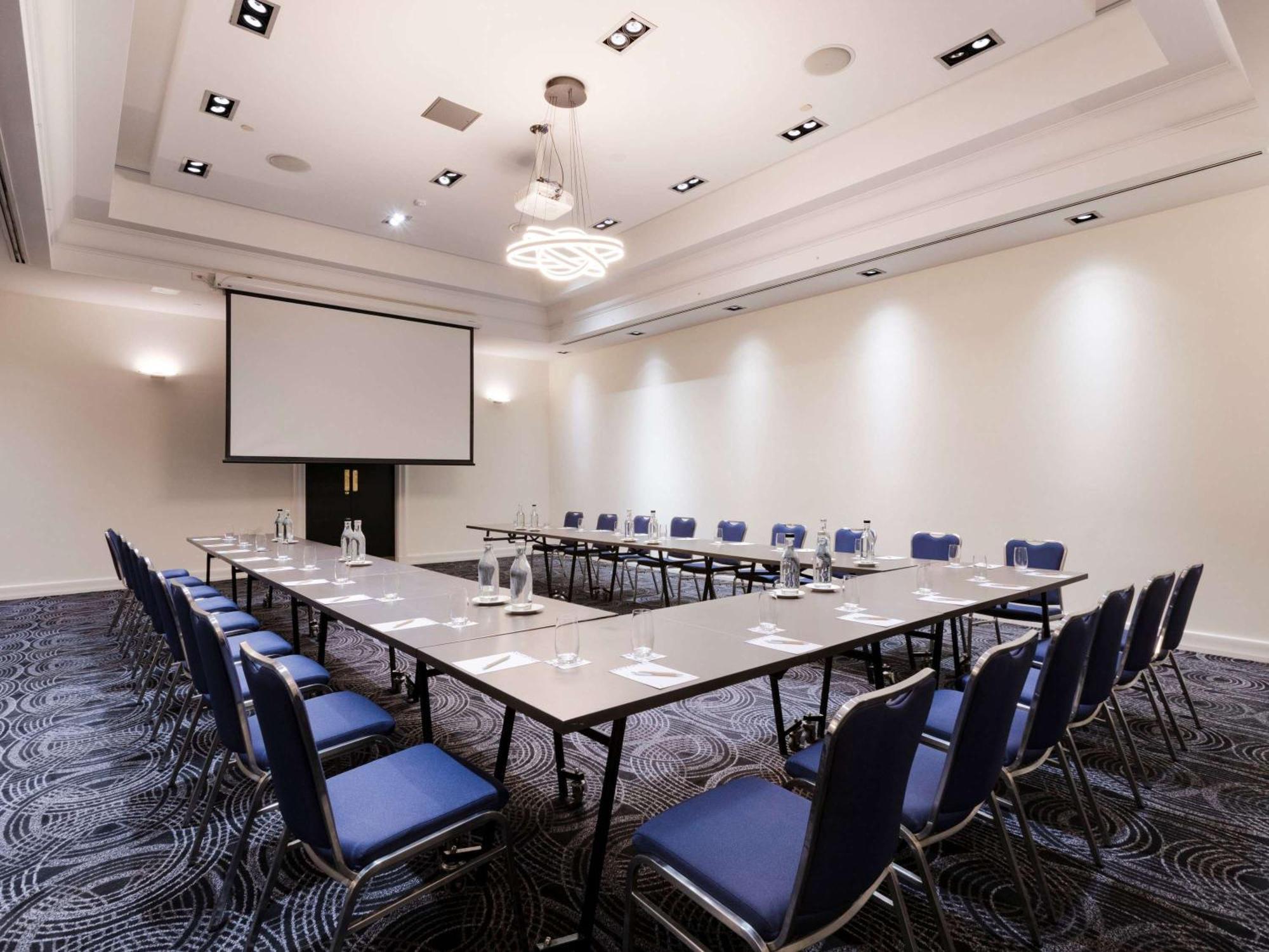 Novotel Melbourne Glen Waverley Extérieur photo