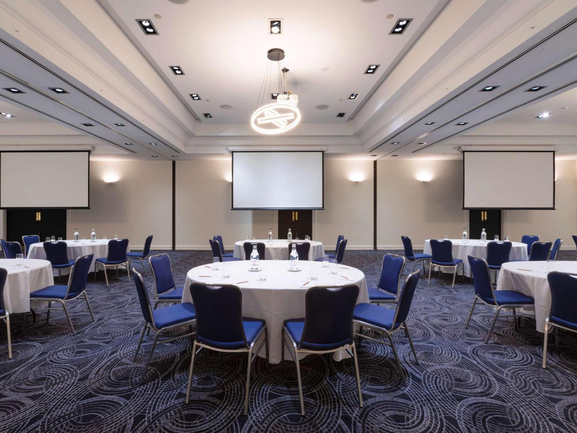 Novotel Melbourne Glen Waverley Extérieur photo